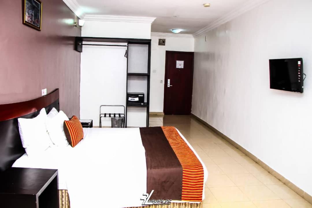 Suru Express Hotel Gra Lagos Exterior foto